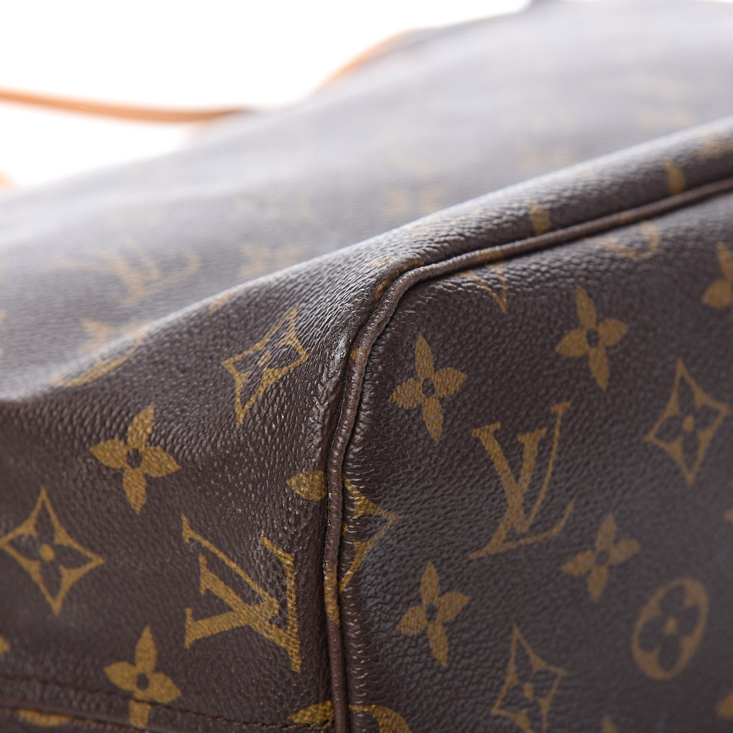 Louis Vuitton Monogram Neverfull MM 14 of 17
