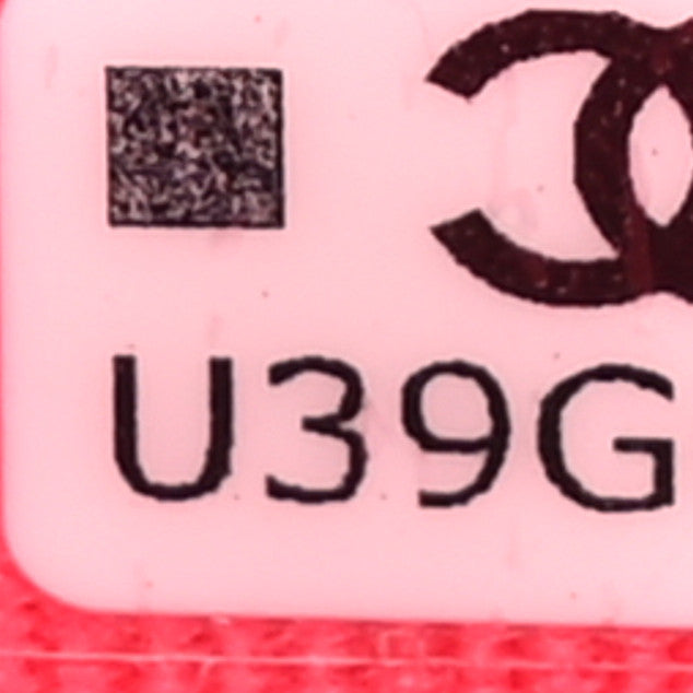 Caviar Quilted Flap Zip Card Holder Dark Pink