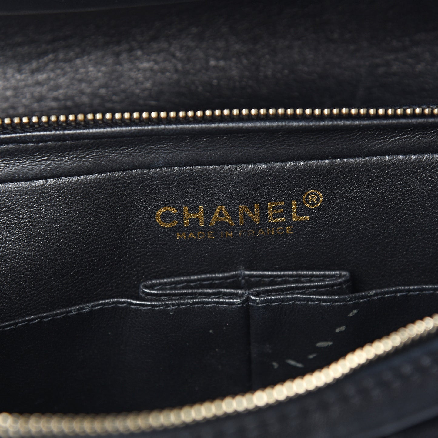 Velvet Quilted East West Travel Flap Black