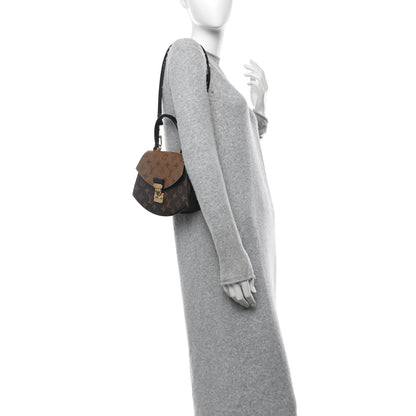 Louis Vuitton Reverse Monogram Tilsitt 2 of 9