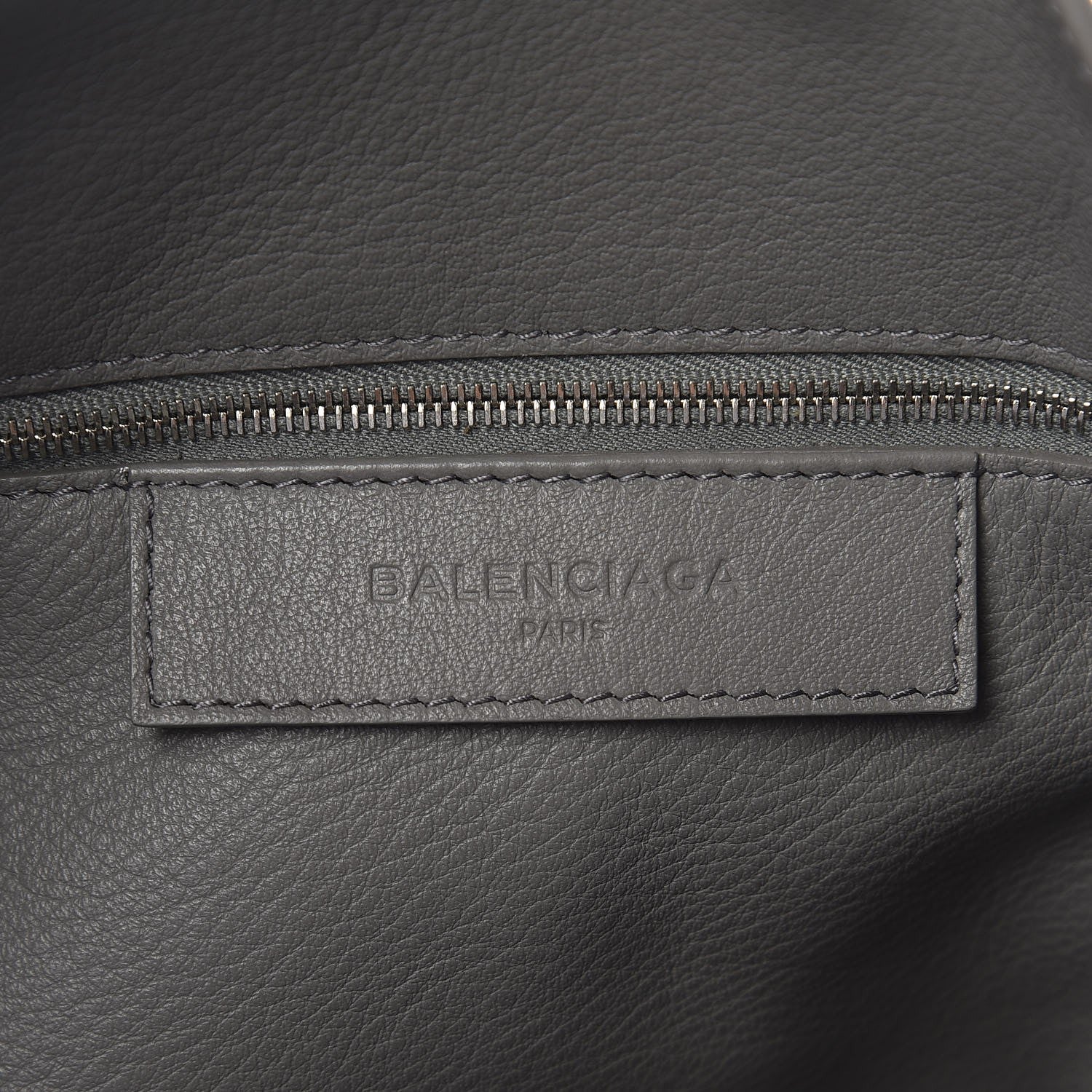 Balenciaga Veau Papier B4 Zip Around Tote Gris Acier 7 of 7