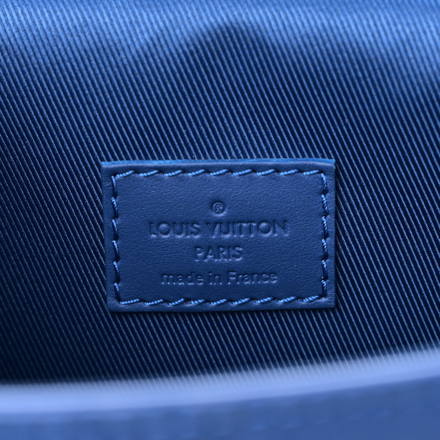 Taurillon Monogram Steamer Wearable Wallet Sapphire