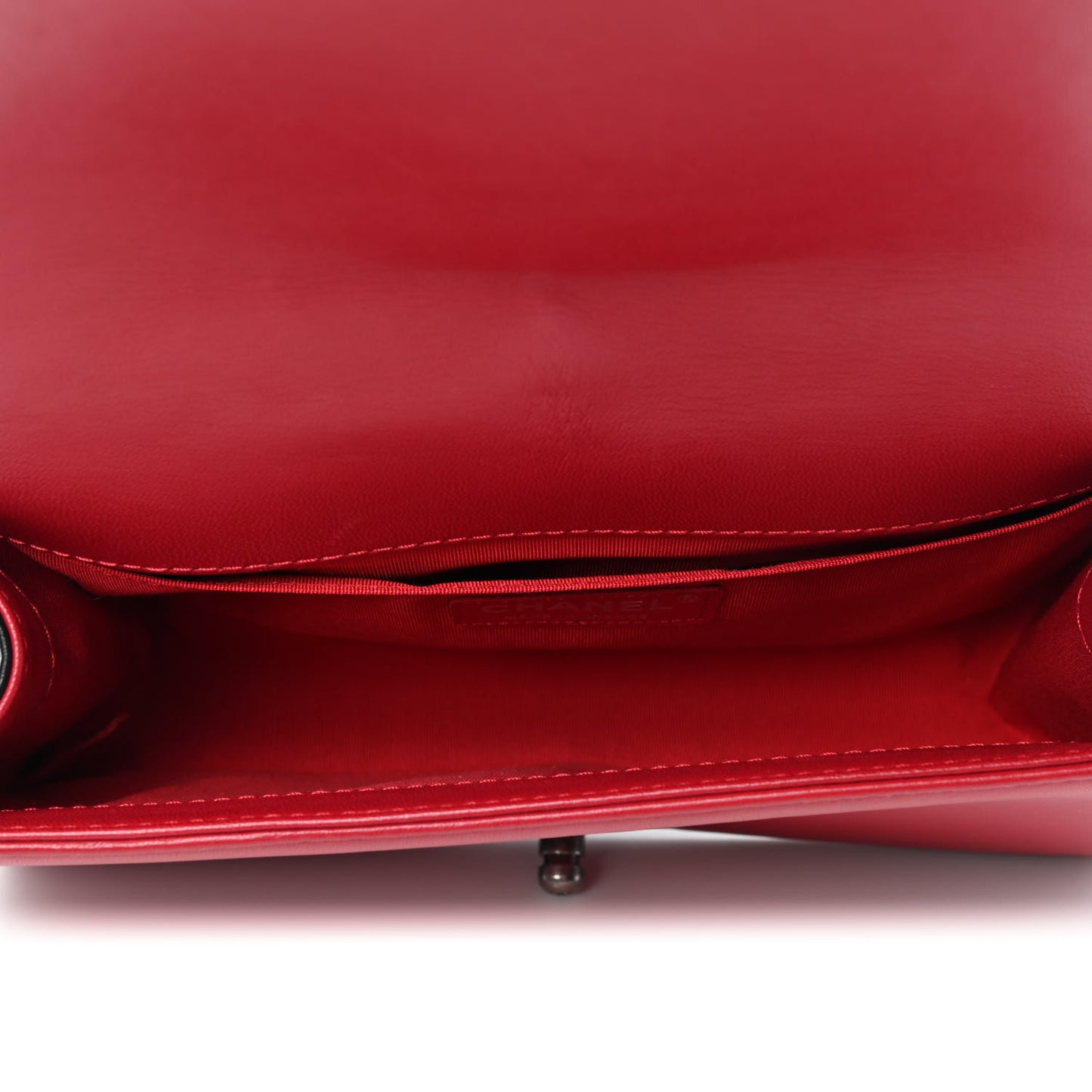 Lambskin Quilted Medium Boy Flap Black Red