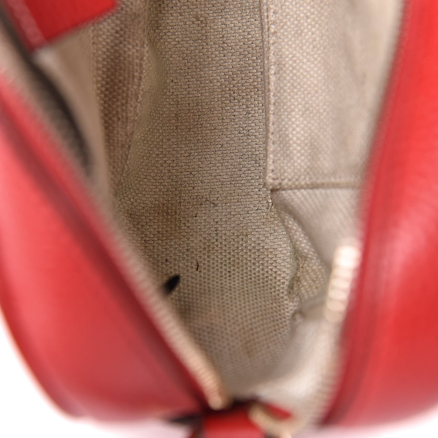 Pebbled Calfskin Small Soho Disco Bag Tabasco Red