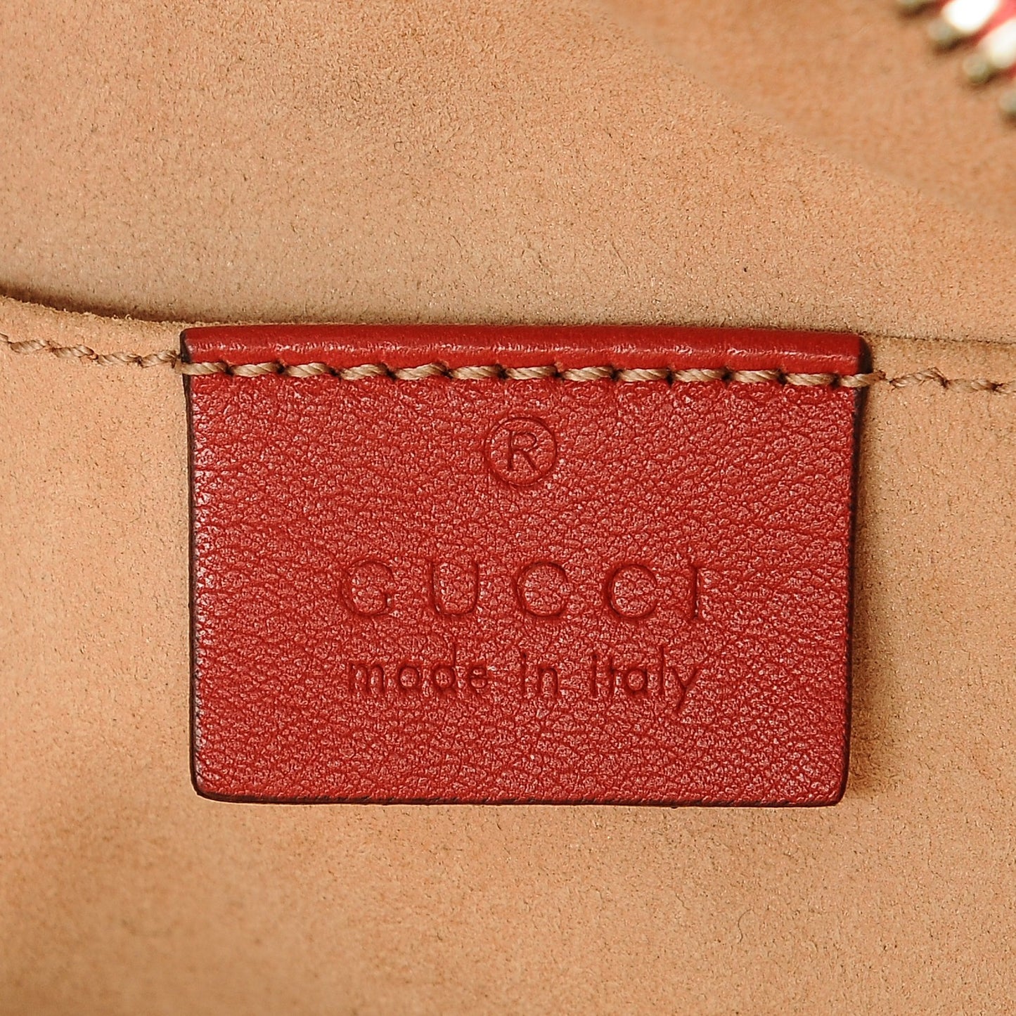 Calfskin Matelasse Small GG Marmont Chain Shoulder Bag Hibiscus Red