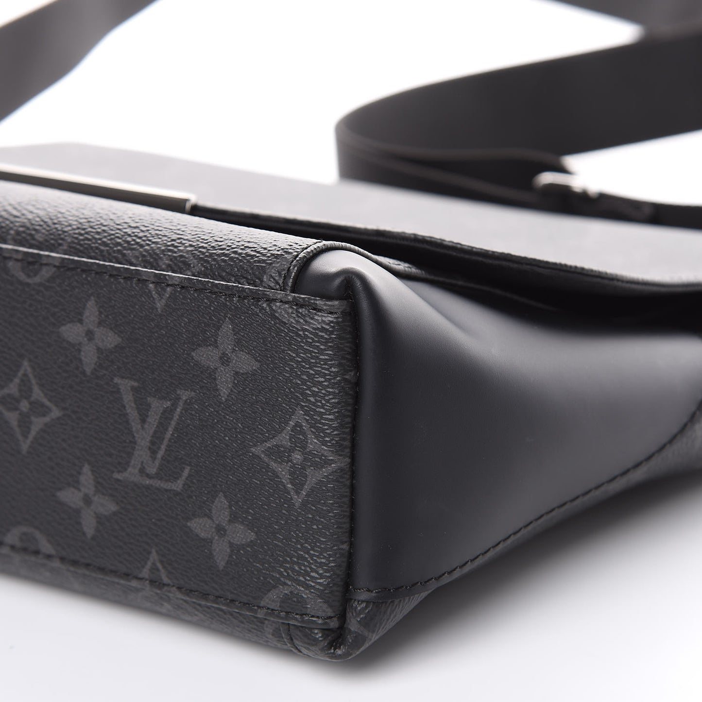Monogram Eclipse Explorer PM Black