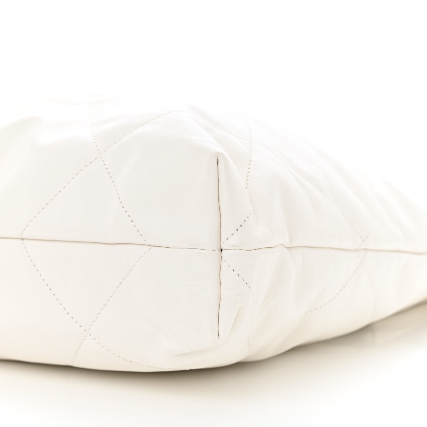 Shiny Calfskin Quilted Chanel 22 White