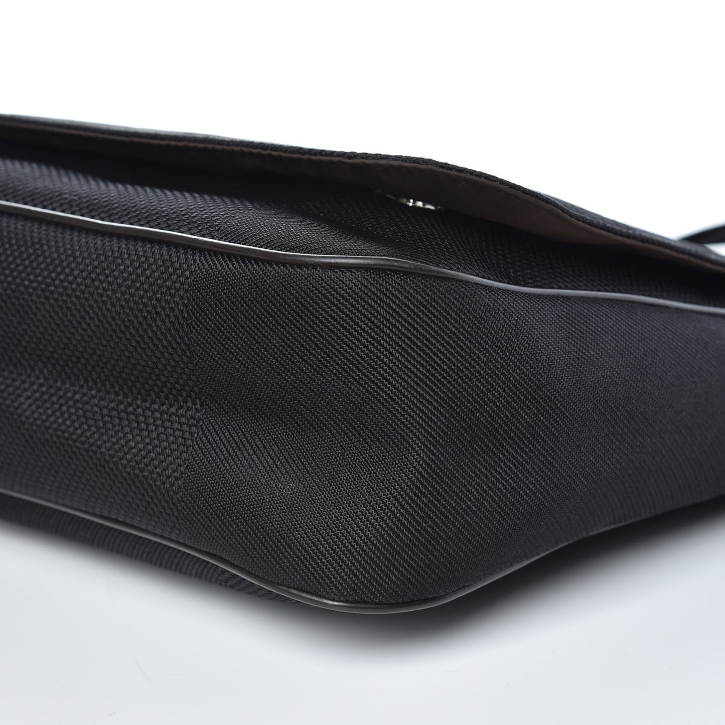 Damier Geant Petit Messenger Bag Black