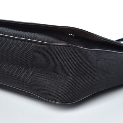Louis Vuitton Damier Geant Petit Messenger Bag Black 9 of 9