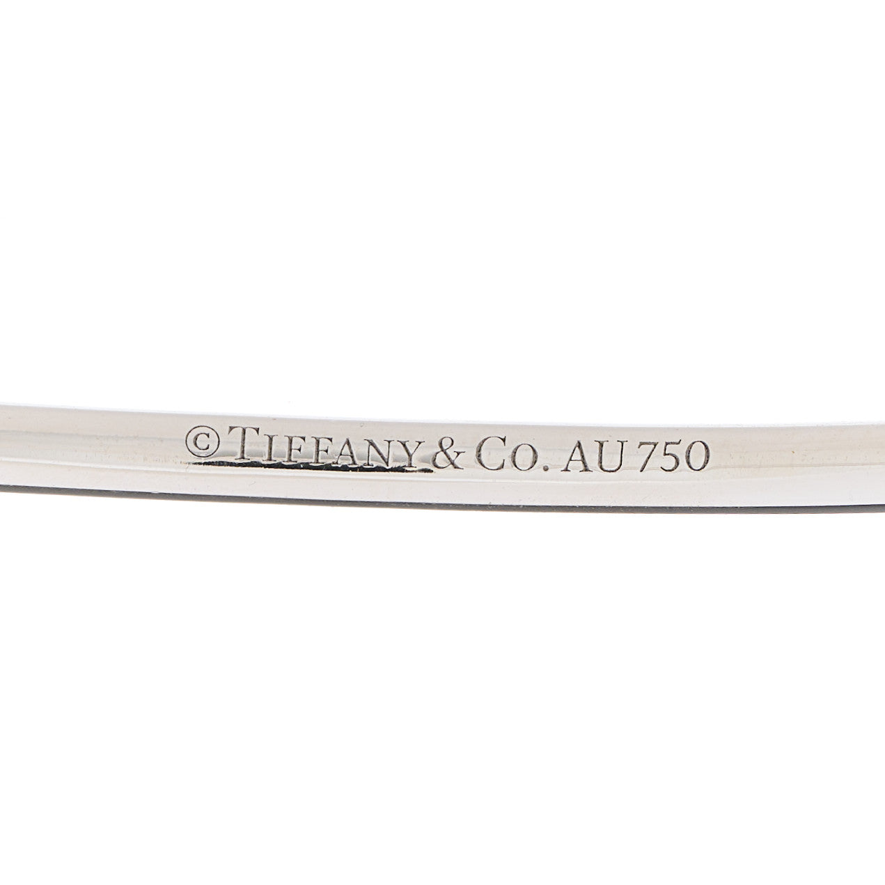 18K White Gold Diamond Metro Bangle Bracelet