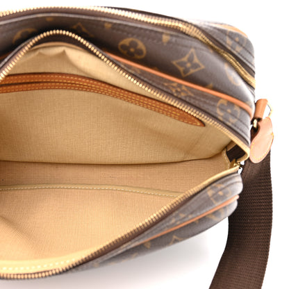 Louis Vuitton Monogram Reporter PM 6 of 15