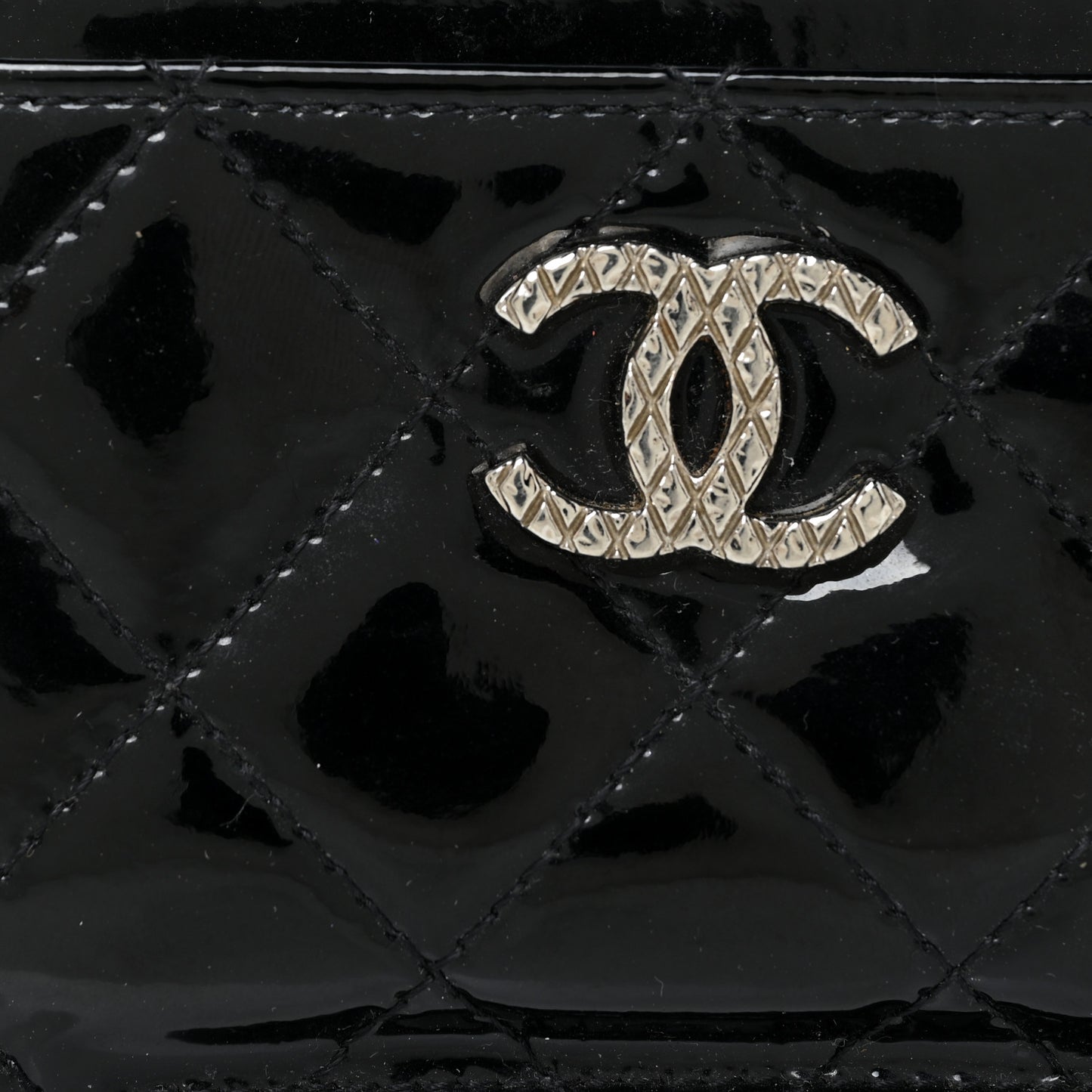 Patent Quilted Brilliant Card Holder Black