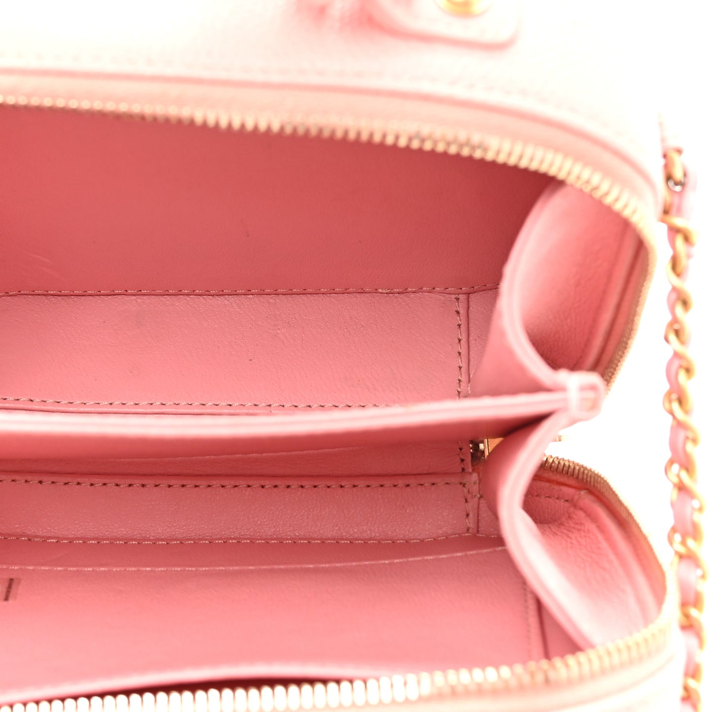 Caviar Quilted Small CC Filigree Vanity Case Rose Pink