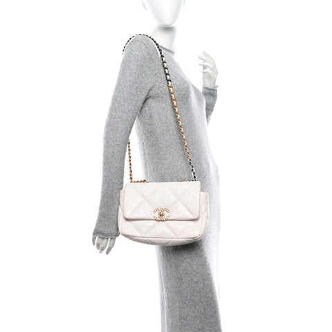 Lambskin Quilted Medium Chanel 19 Flap White