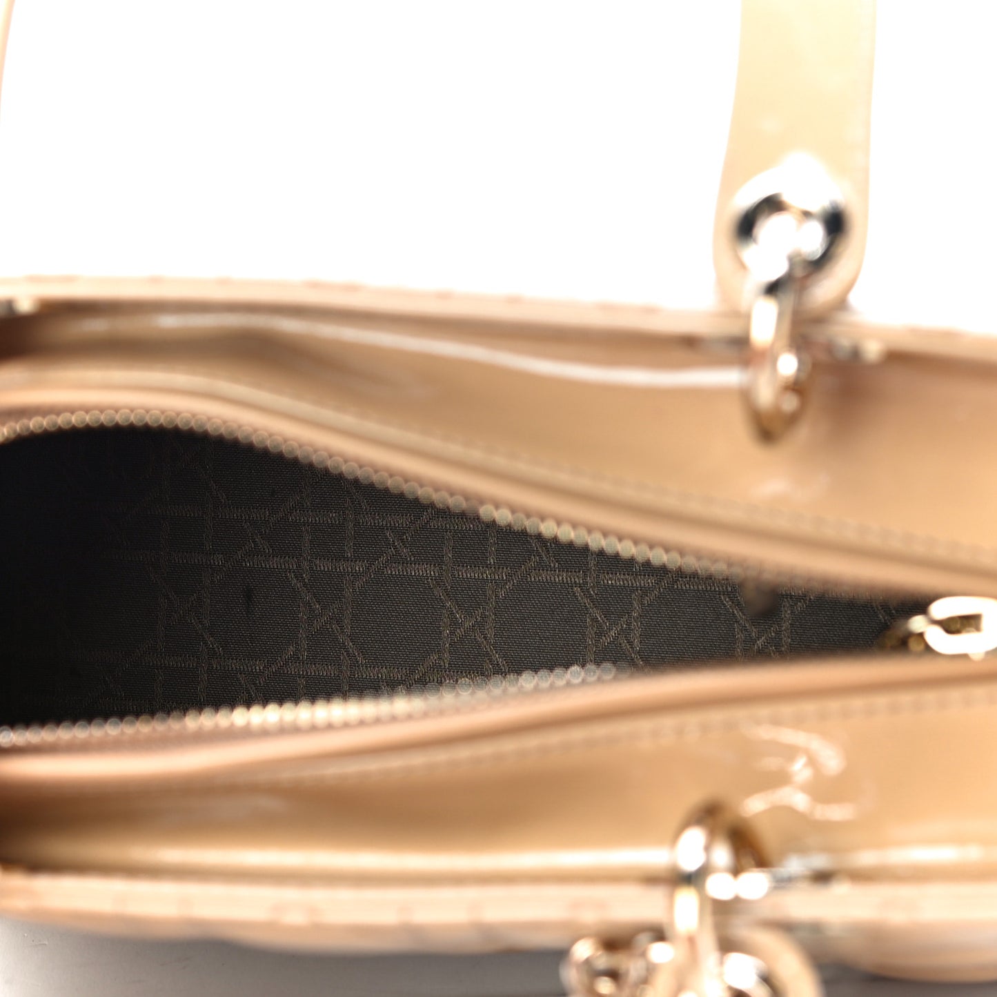 Patent Cannage Medium Lady Dior Beige