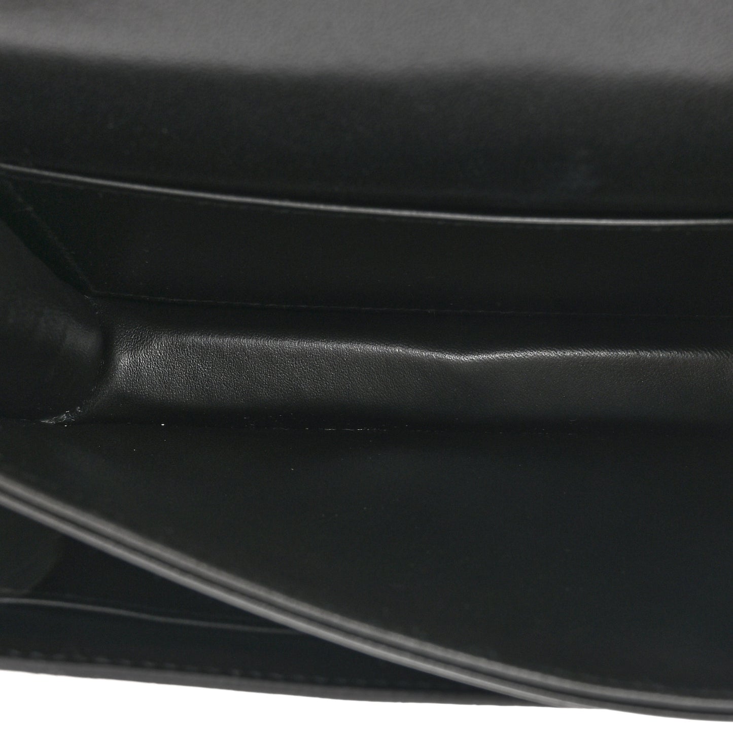 Shiny Alligator Constance 18 Black