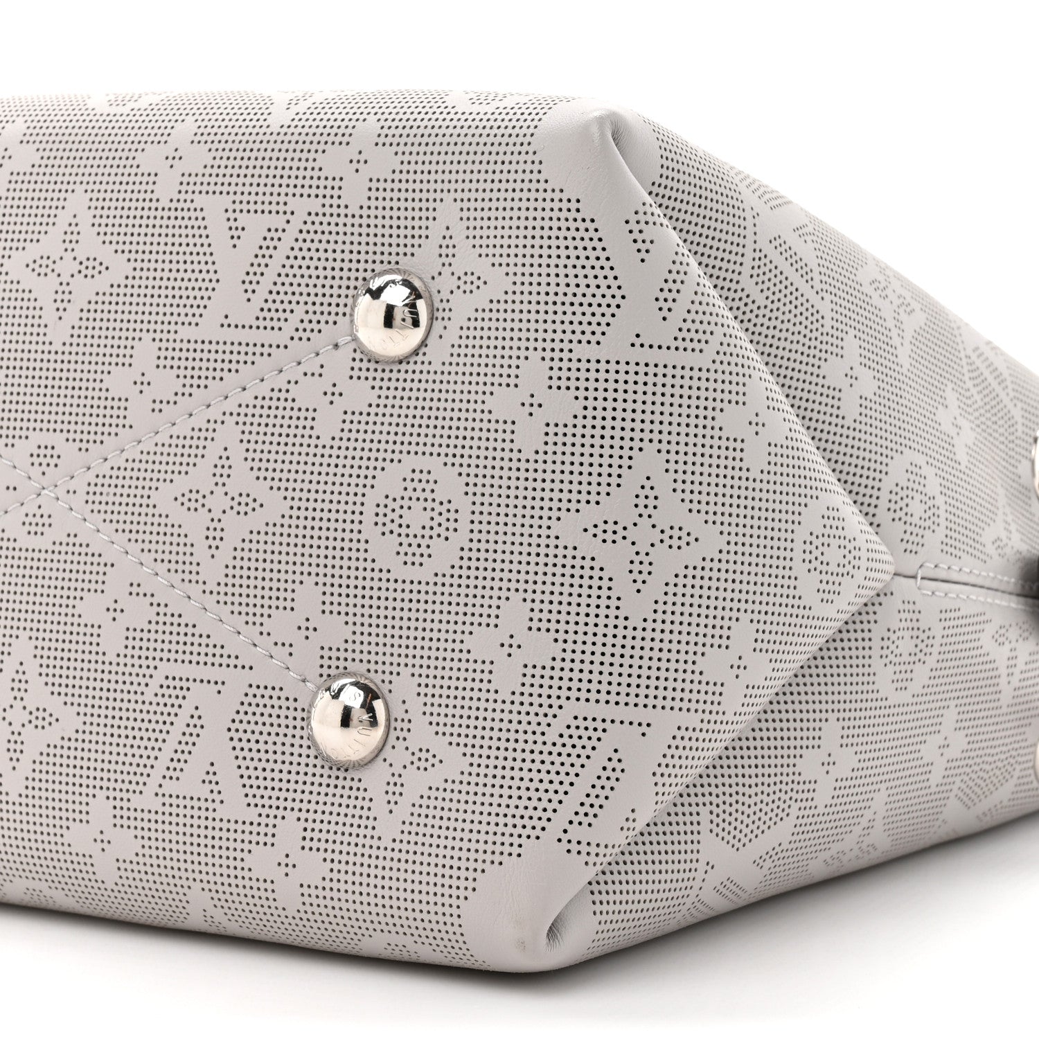 Louis Vuitton Reverse Mahina Bella Gris Souris 1789098 – FASHIONPHILE