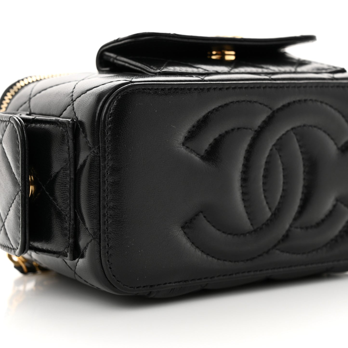 Lambskin Quilted Polly Pocket East West Top Vanity With Chain Black