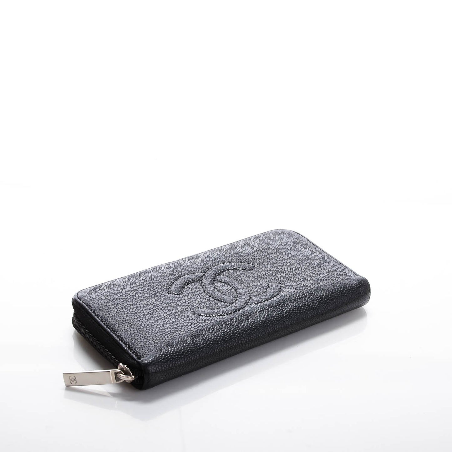 Caviar Timeless CC Large Gusset Zip Around Wallet Black