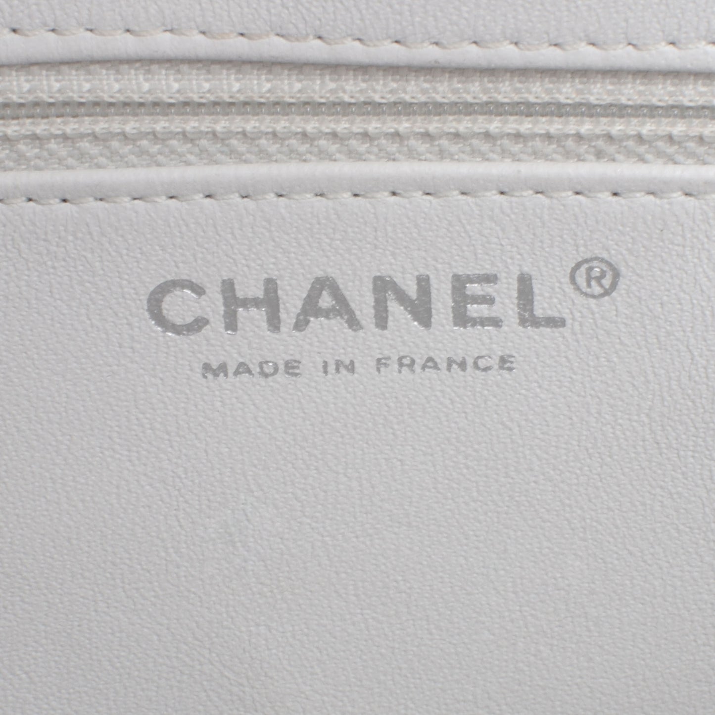 Calfskin Quilted Medium Modern Chain Flap White