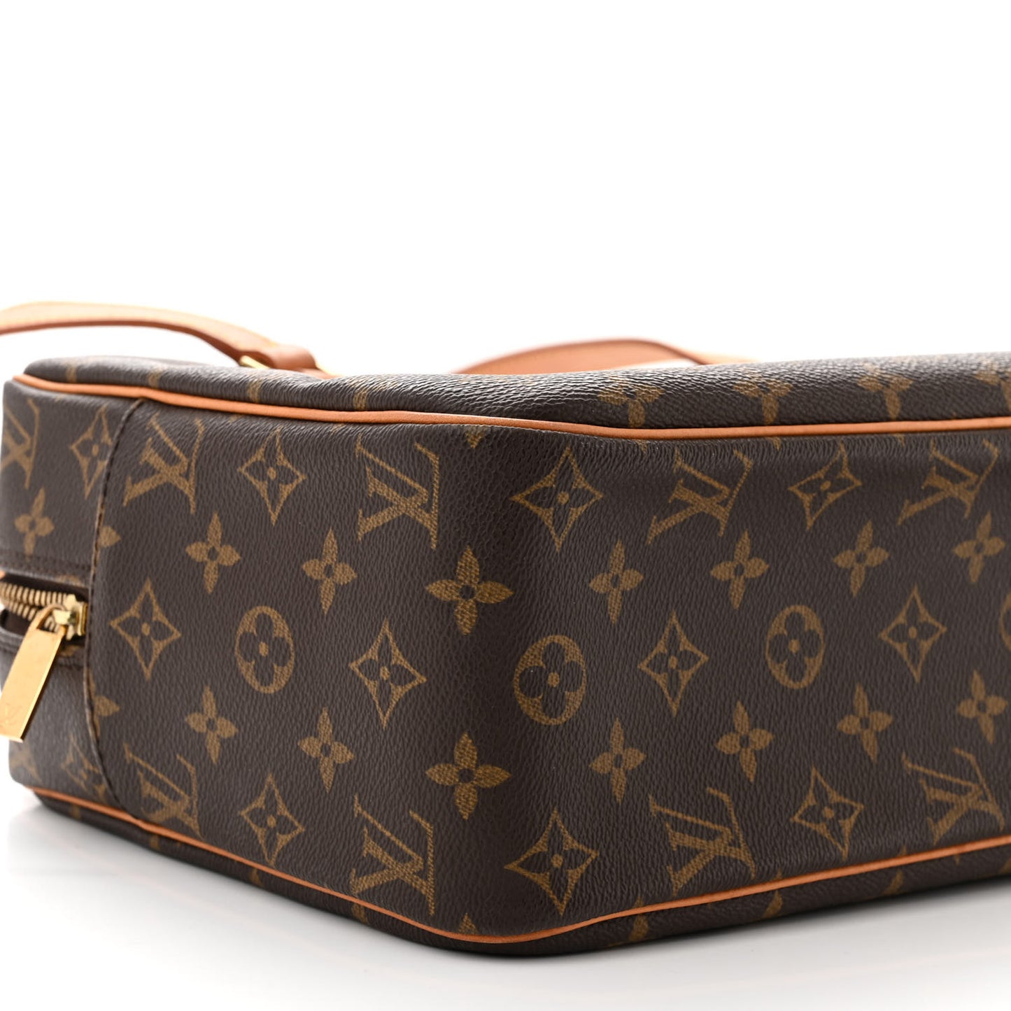 Monogram Cite GM