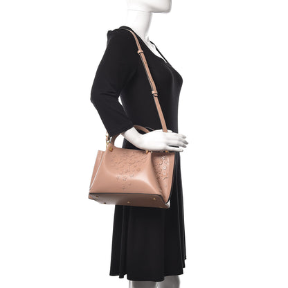 Valentino Garavani Smooht Calfskin Floral Small Go Logo Escape Shopper Poudre 2 of 11