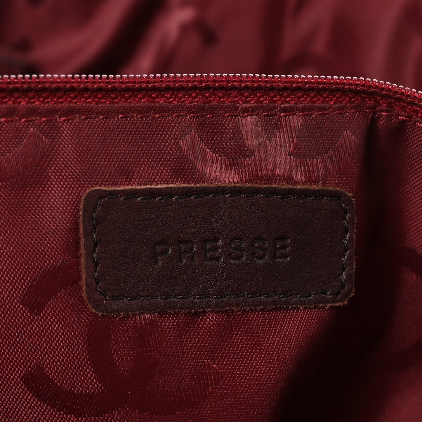 Caviar Pocket Shopping Tote Red