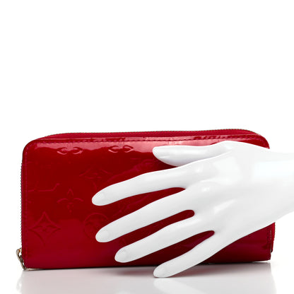 Louis Vuitton Vernis Zippy Wallet Pomme D'Amour 2 of 8