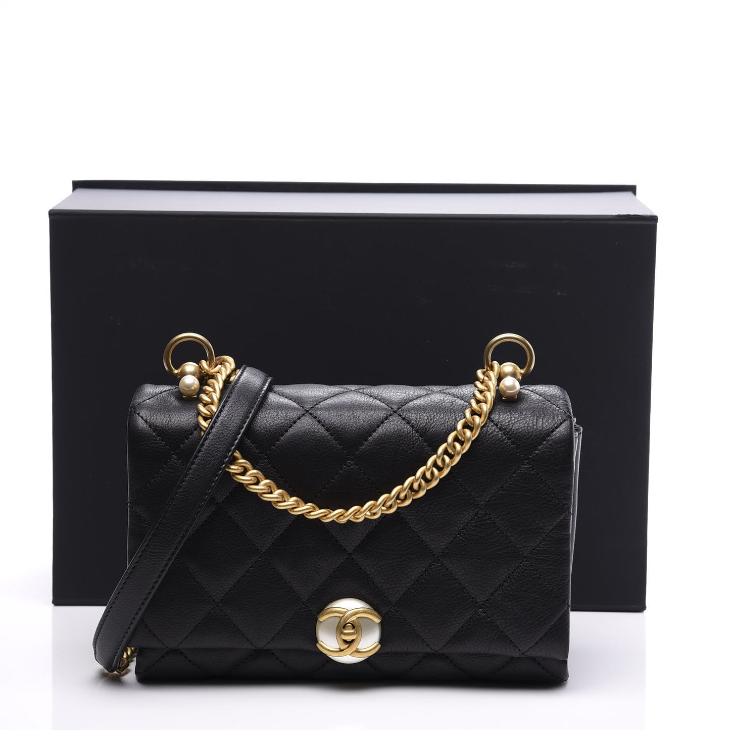 Calfskin Quilted Accordion Pearl CC Flap Bag Black