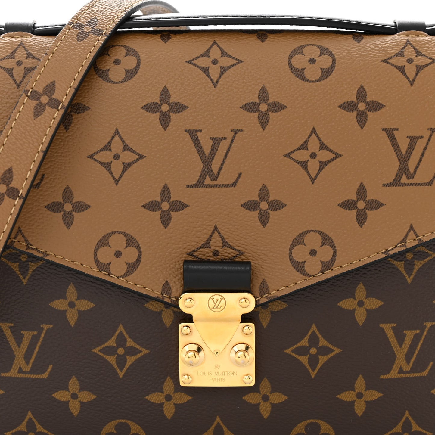 Reverse Monogram Pochette Metis