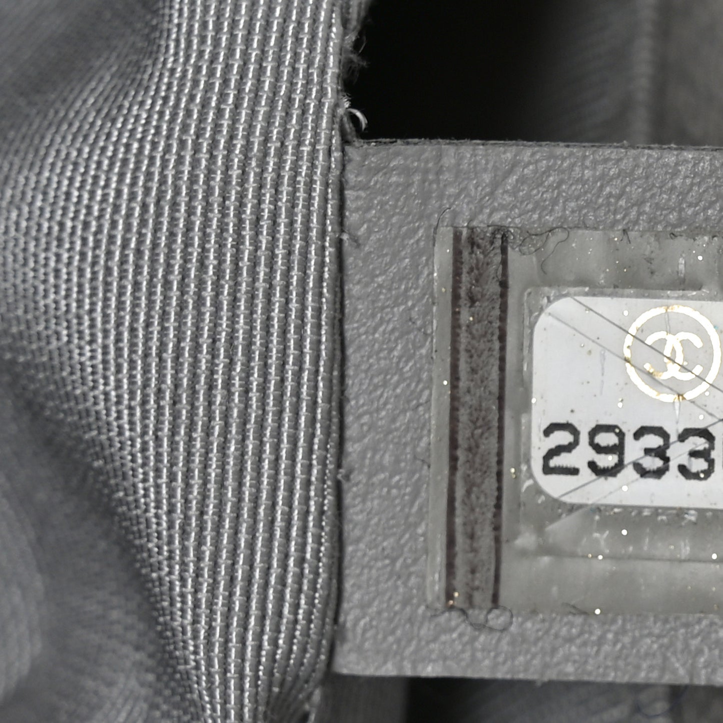 Caviar Quilted City Walk Flap Light Grey