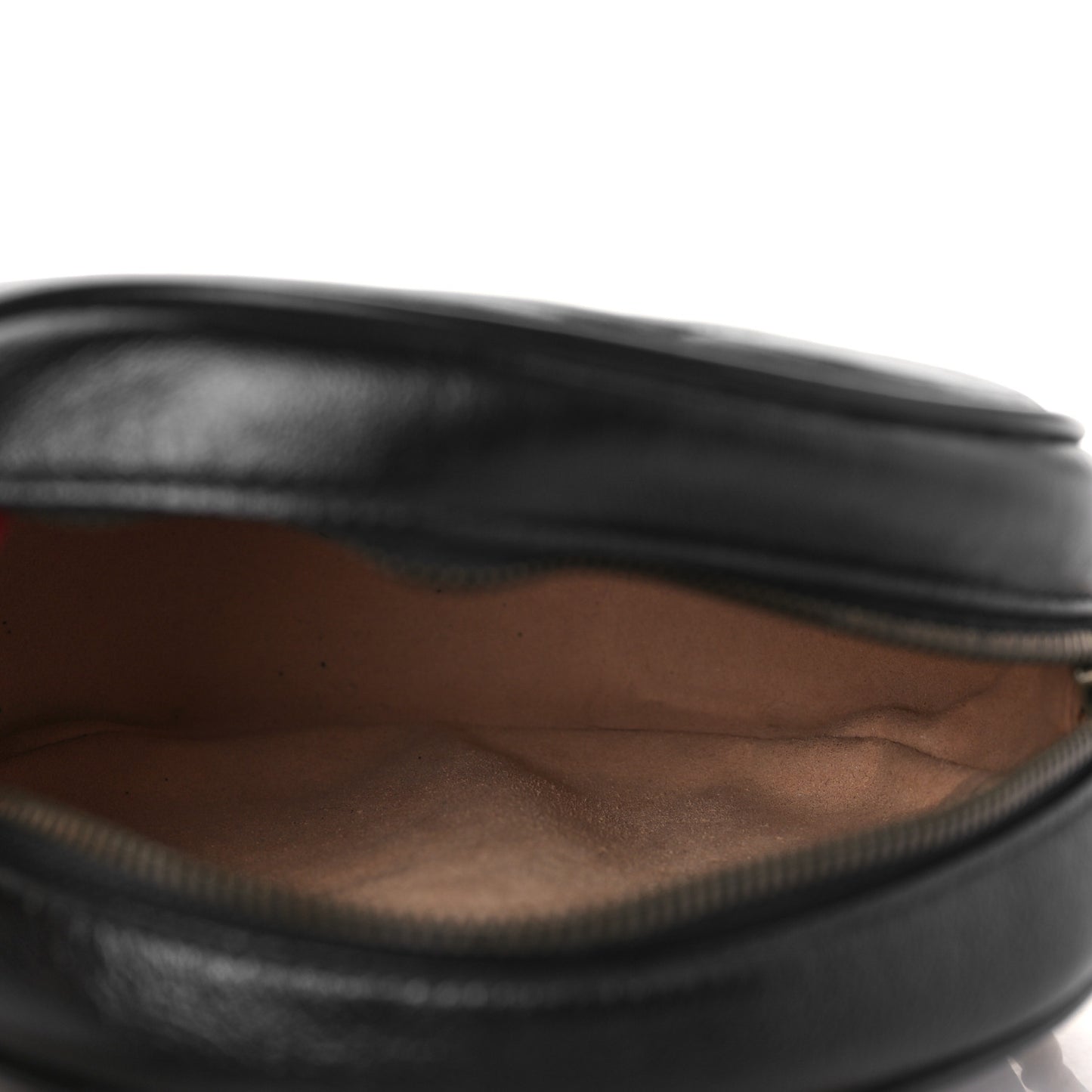 Azalea Calfskin Matelasse Heart Mini GG Marmont Round Shoulder Bag Black