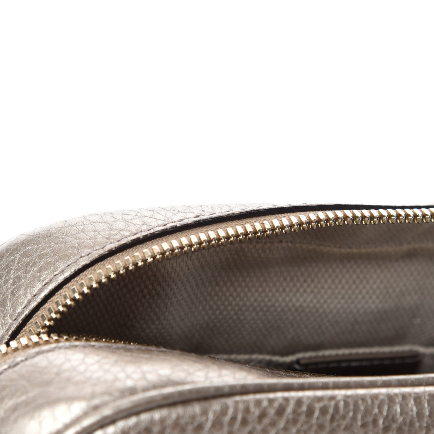 Gucci Metallic Pebbled Calfskin Small Soho Disco Bag Golden Beige 11 of 14
