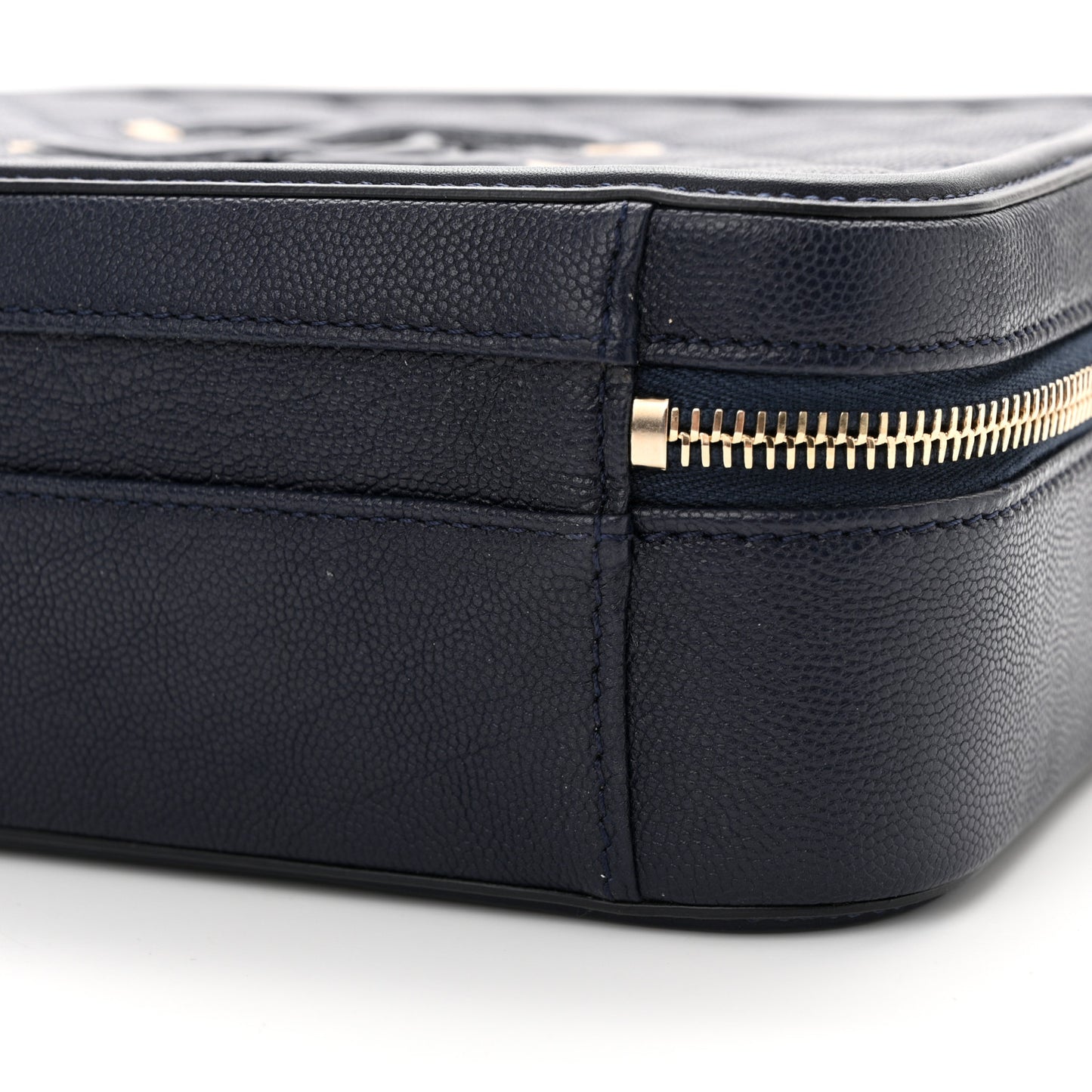 Caviar Quilted Medium CC Filigree Vanity Case Navy