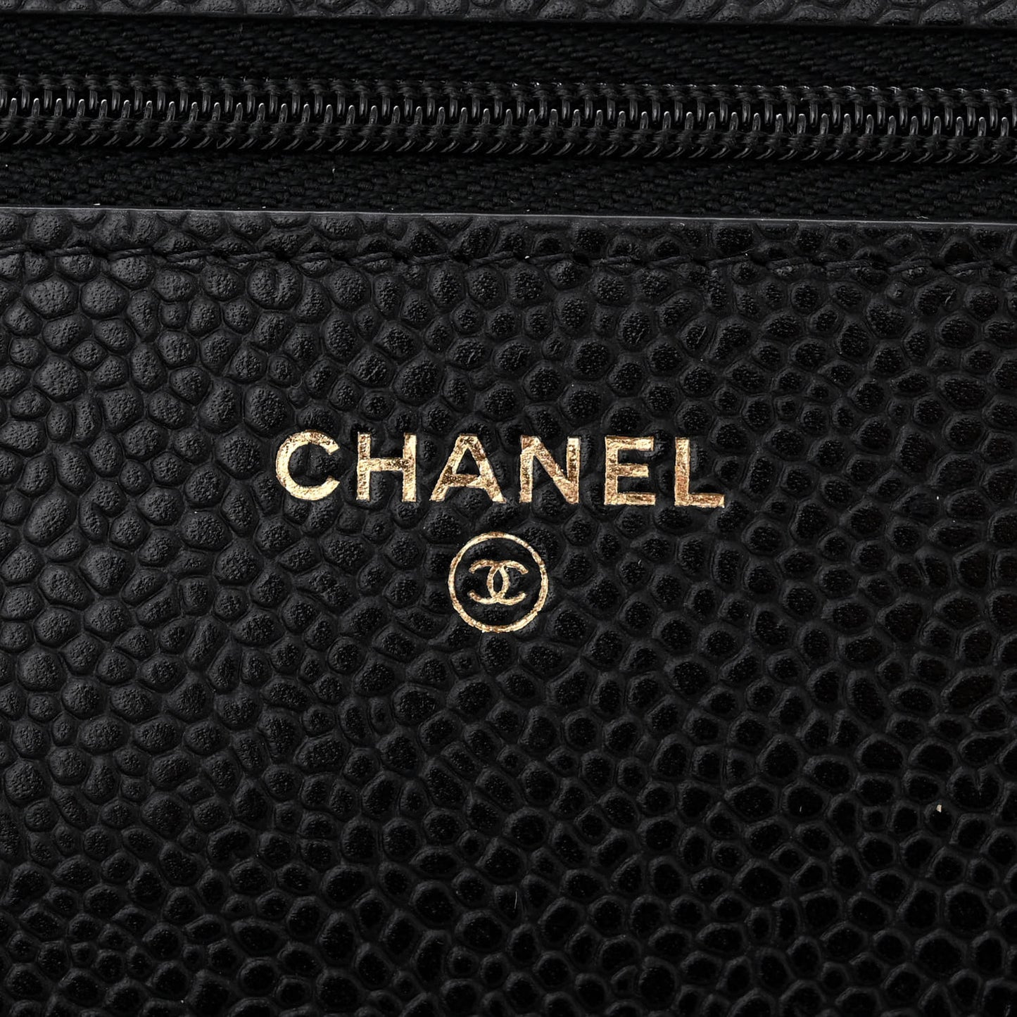 Caviar Quilted Wallet on Chain WOC Black