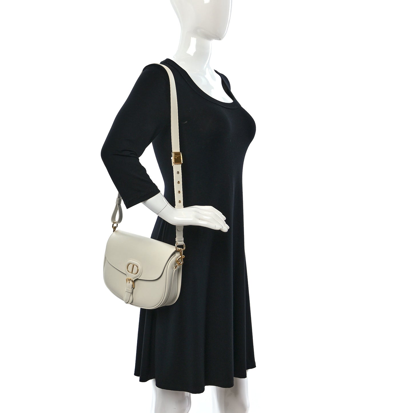 Box Calfskin Medium Bobby Flap Latte