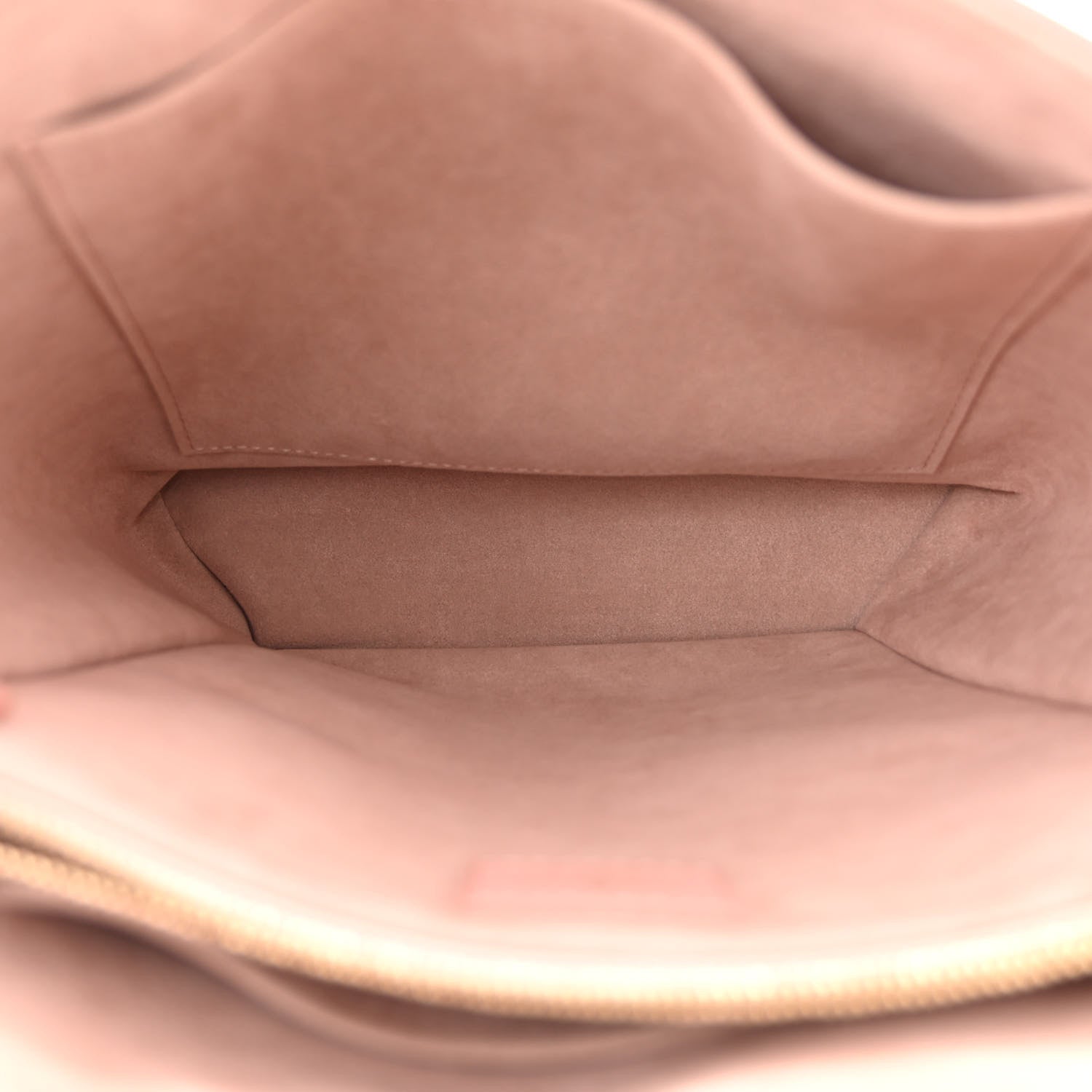 Louis Vuitton Taurillon Volta Magnolia 5 of 11