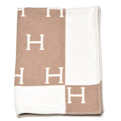 Hermes Wool Cashmere Avalon Baby Blanket Noisette Moyen White 1 of 3