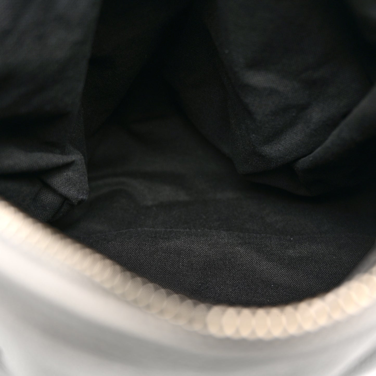 Sugar Goatskin Medium Pandora Pearl Grey