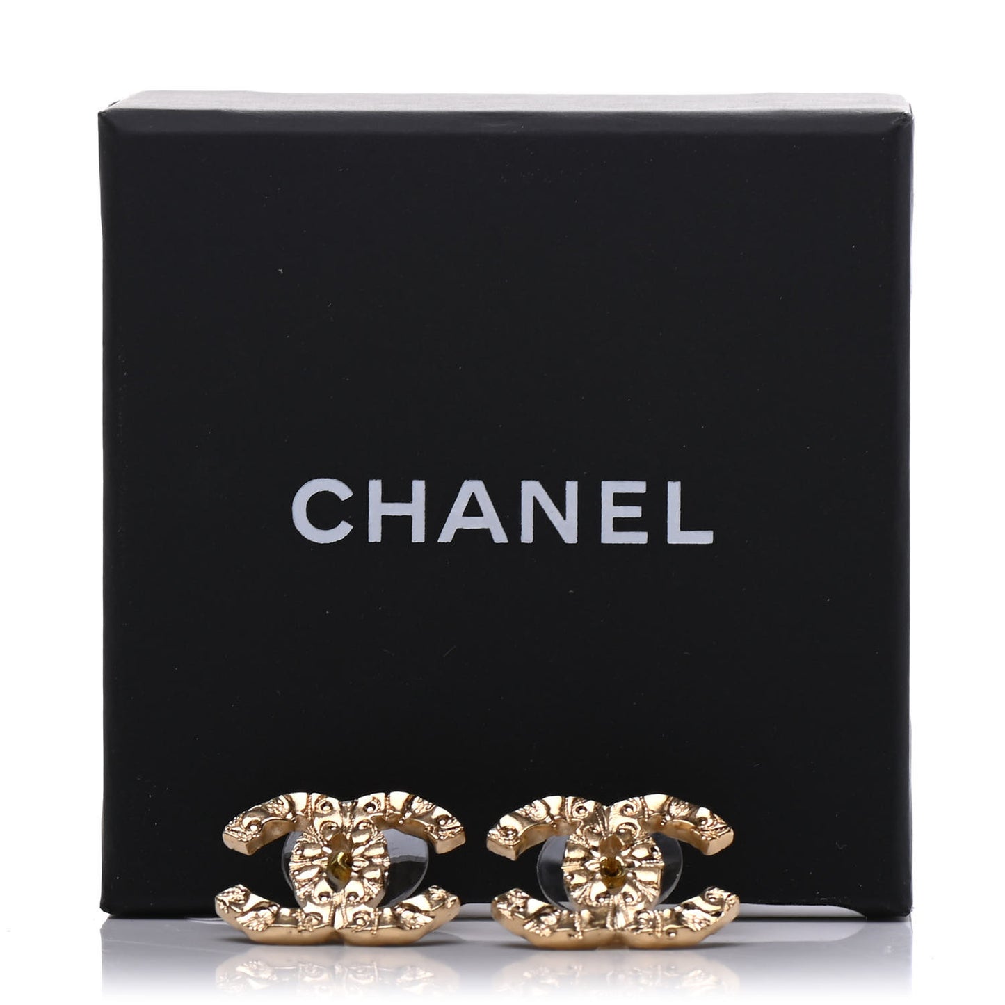Metal Textured CC Earrings Gold