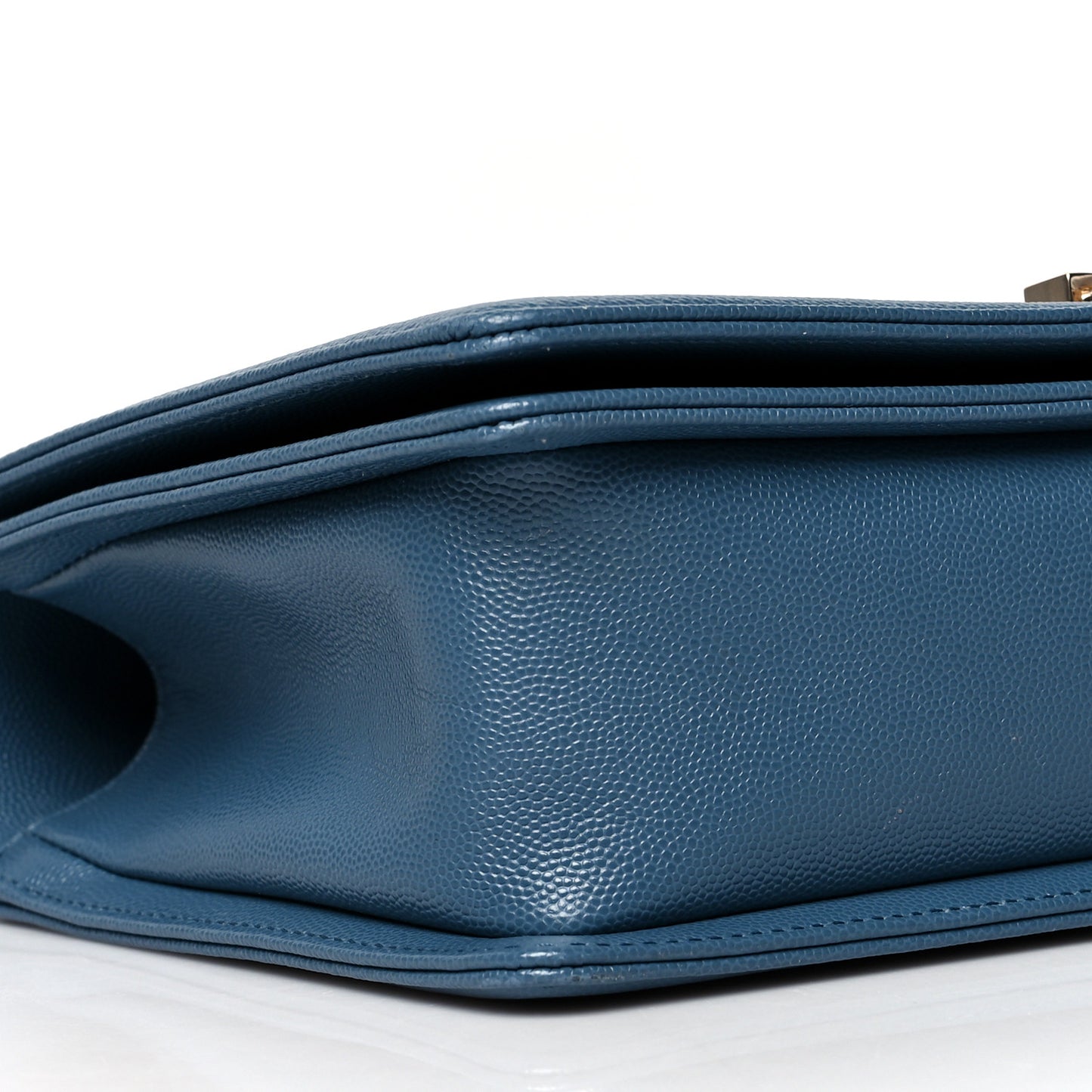 Caviar Chevron Quilted New Medium Boy Flap Blue