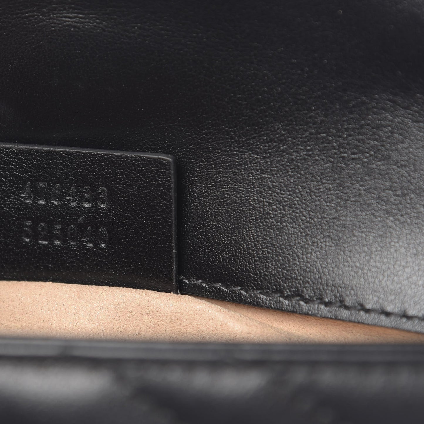 Calfskin Matelasse Super Mini GG Marmont Shoulder Bag Black