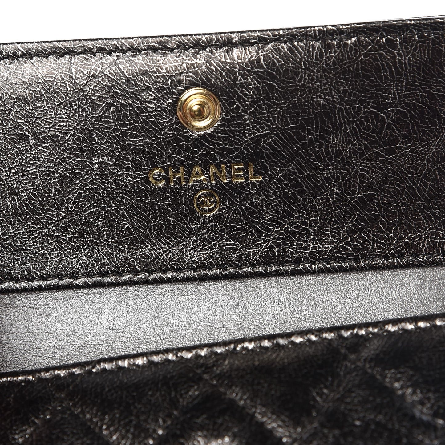 Cracked Metallic Calfskin Quilted Compact Boy Wallet Black
