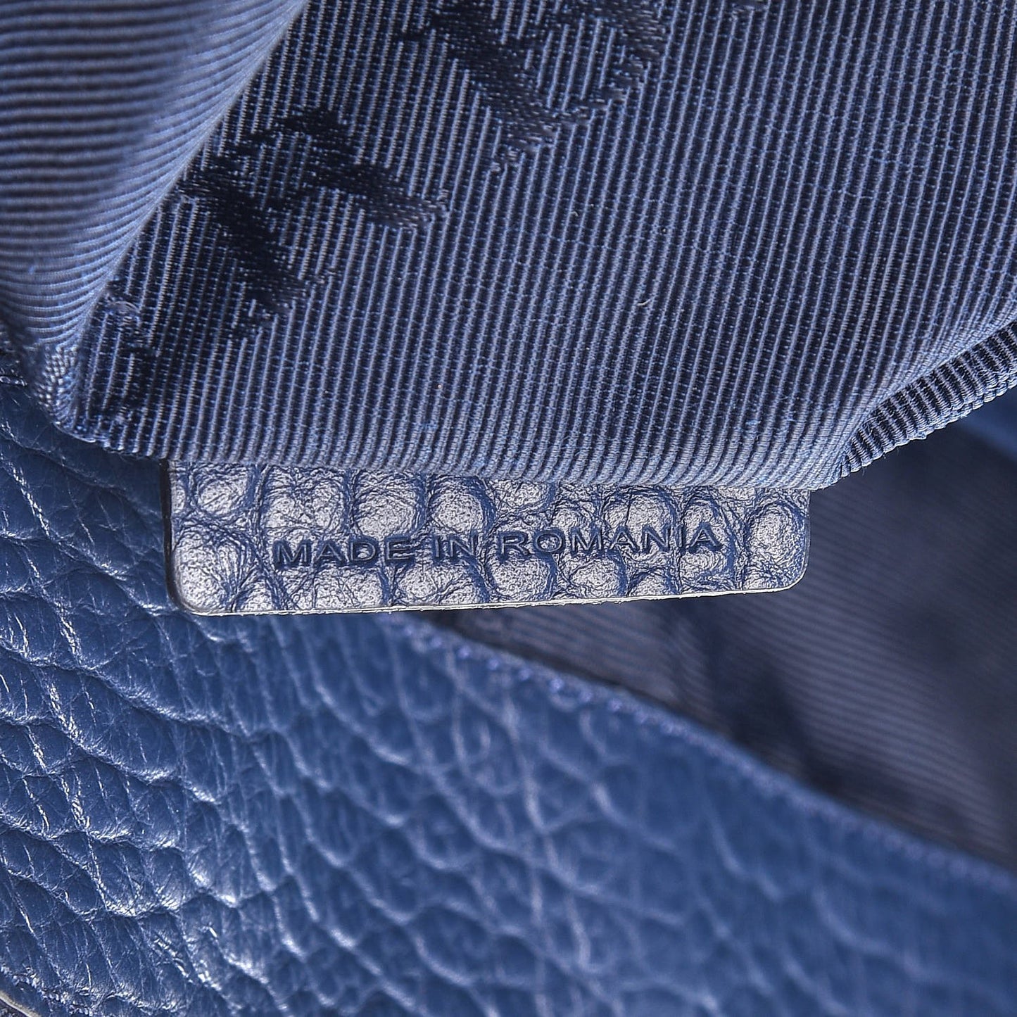 Heritage Grain Check Embossed Medium Dewsbury Tote Blue Carbon
