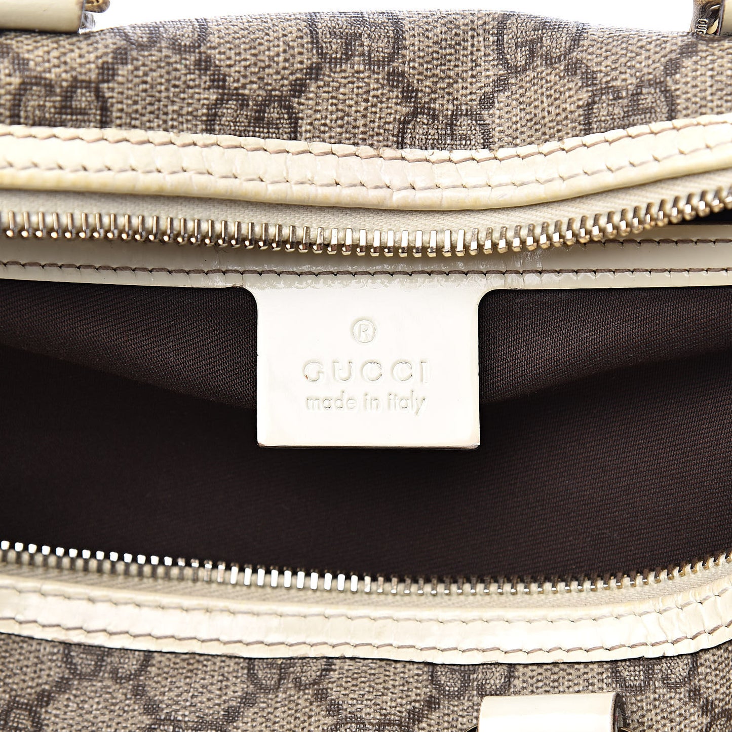 GG Plus Monogram Medium Joy Boston Off White