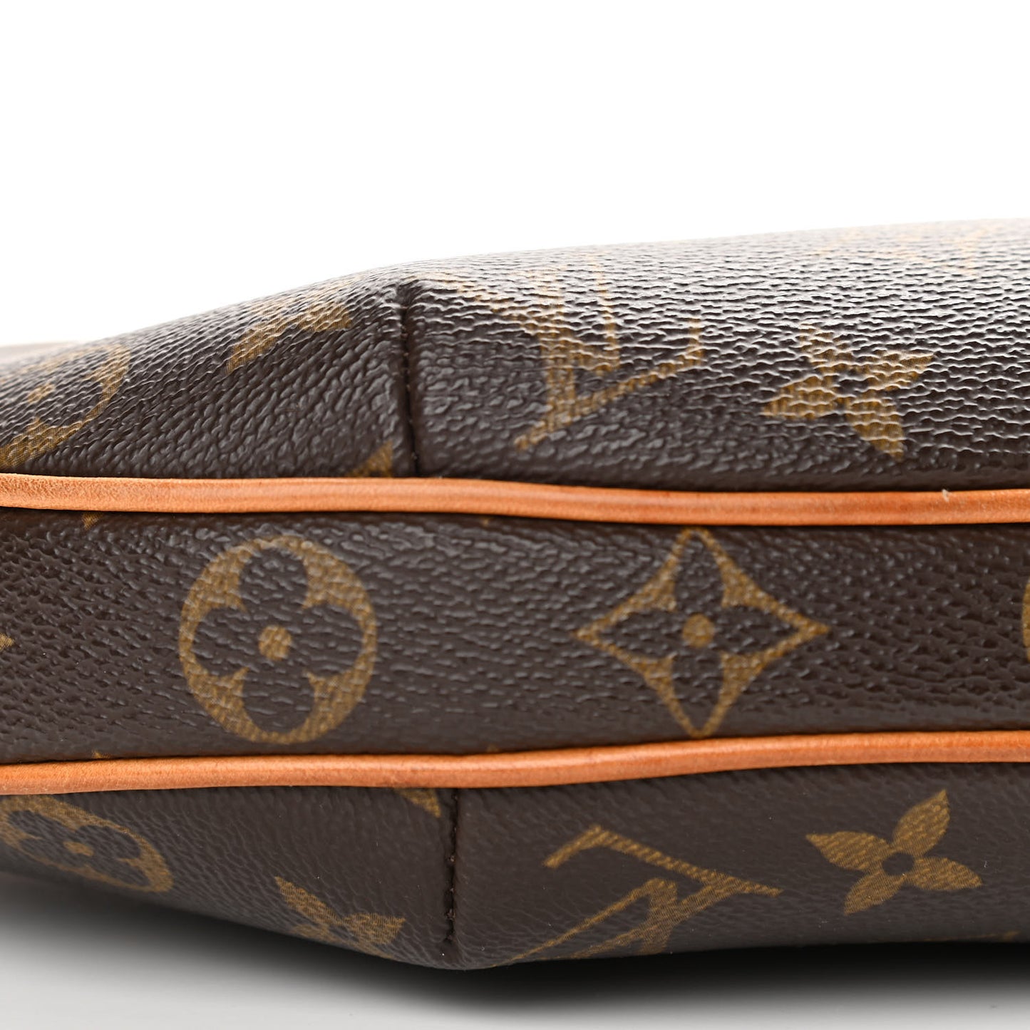 Monogram Croissant PM