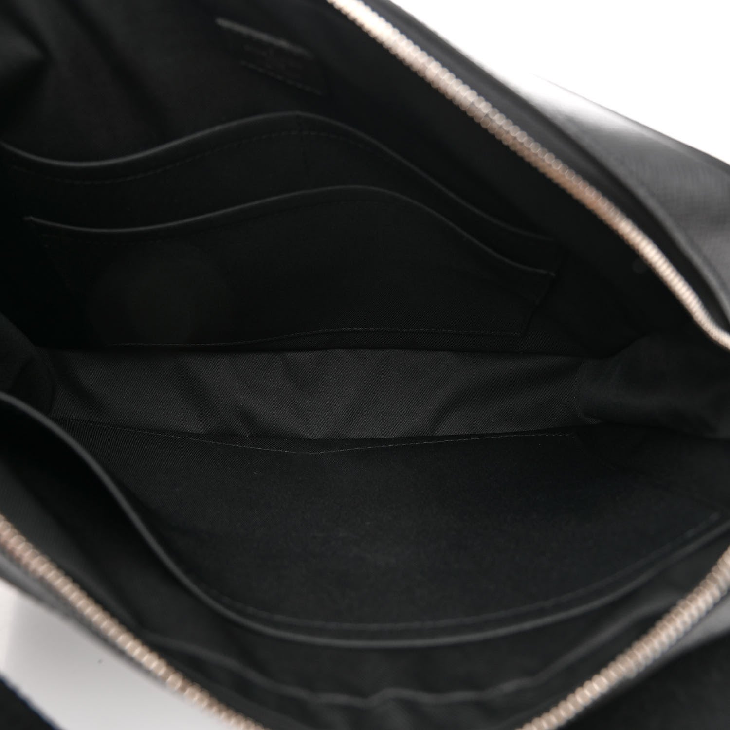 Louis Vuitton Taiga Anton Messenger MM Black 5 of 9