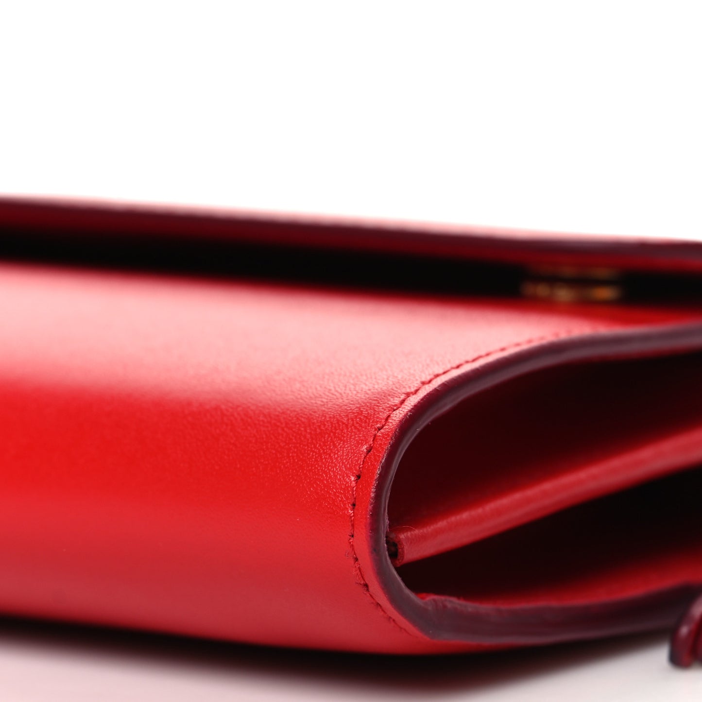 Calfskin Wallet on Chain Red
