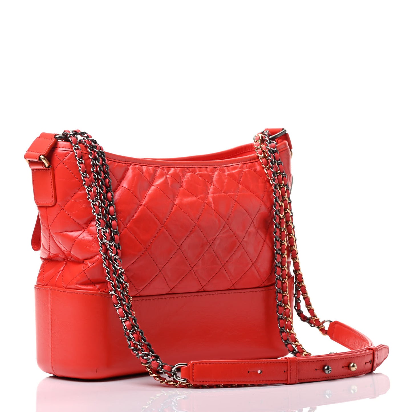 Aged Calfskin Quilted Medium Gabrielle Hobo Red