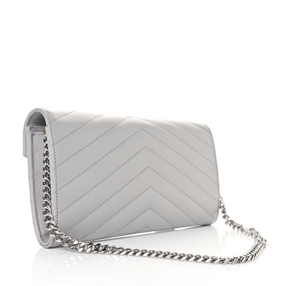 Saint Laurent Grain De Poudre Matelasse Chevron Small Monogram Chain Wallet Light Grey 8 of 36